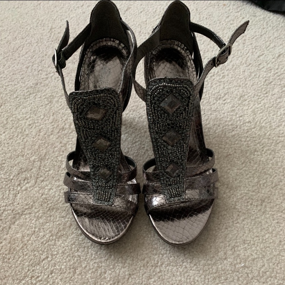 Kenneth Cole Heels NWOT